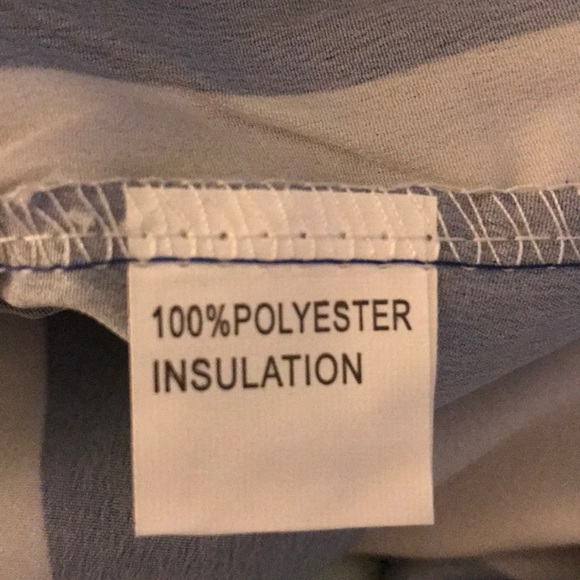 5 🌟RATED  Cold shoulder Black and white top - Picture 5 of 8